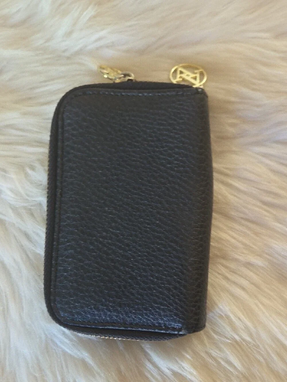 Adrienne Vittadini Small Black Pebbled Leather Zip Card Wallet